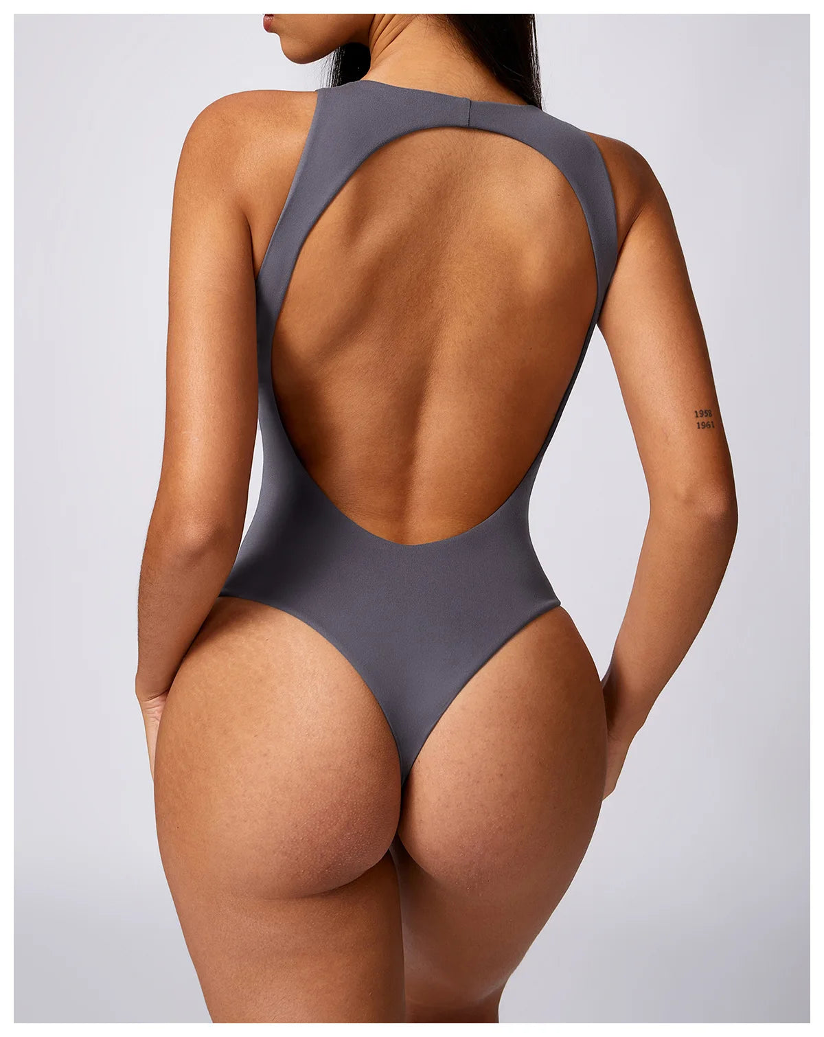 COMPRESSED BACKLESS BODYSUIT - GREY