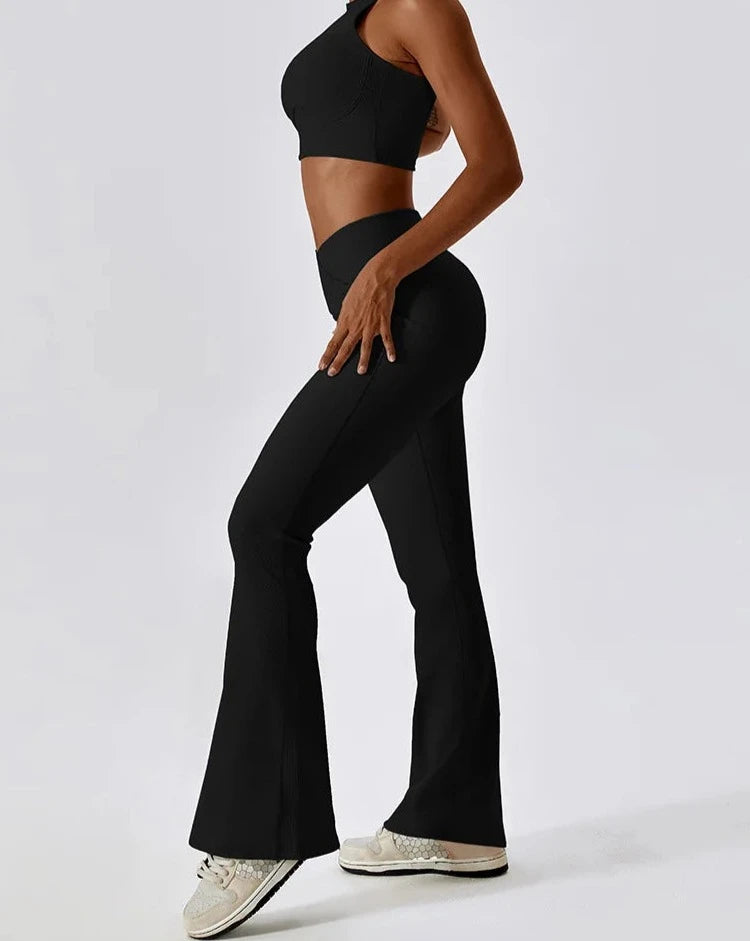 FLARED YOGA LEGGINGS - BLACK